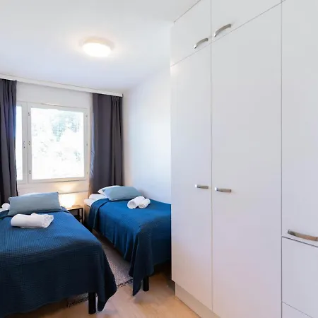 Spacious For 6 דירה הלסינקי